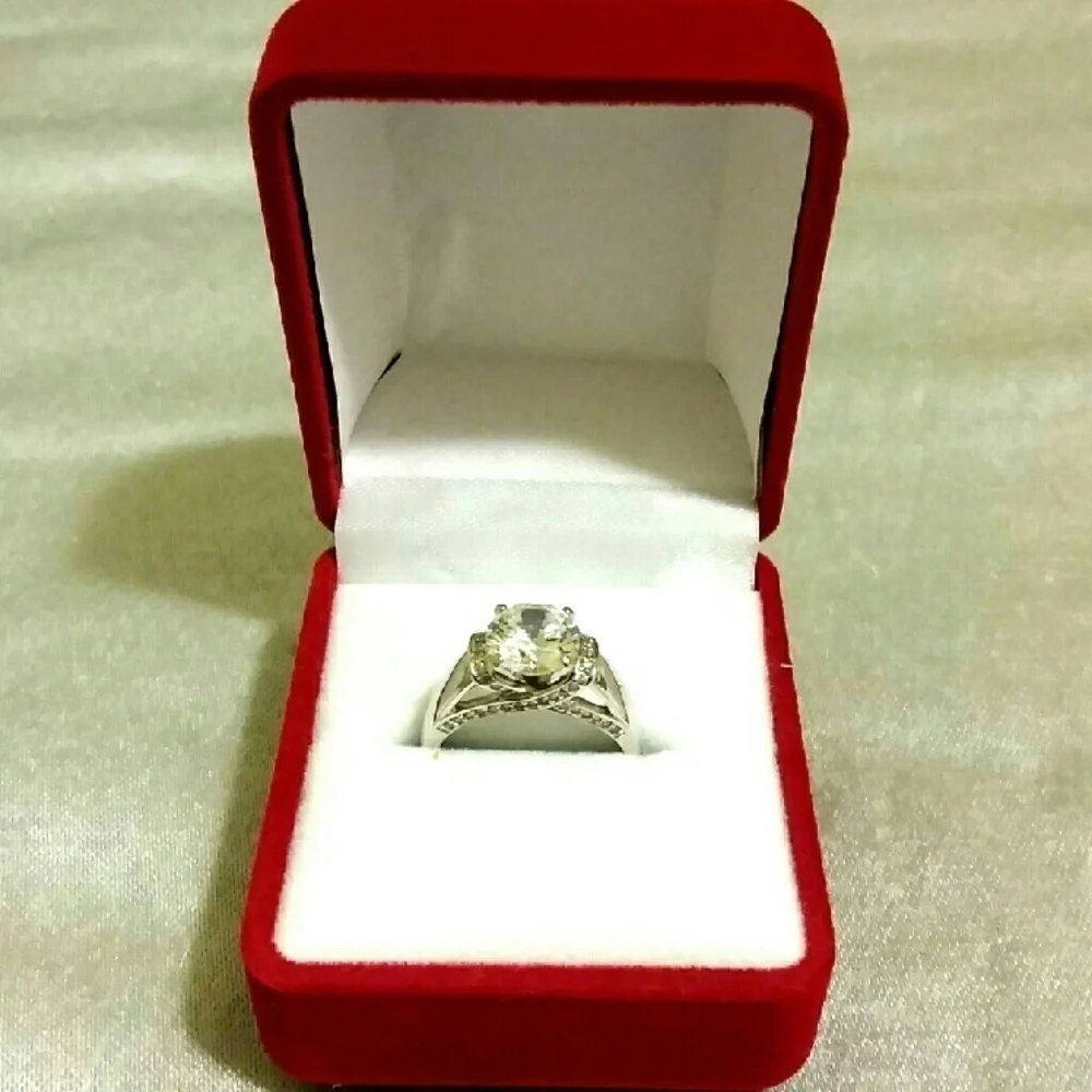 Genuine 925 Sterling Silver Engagement Ring​
